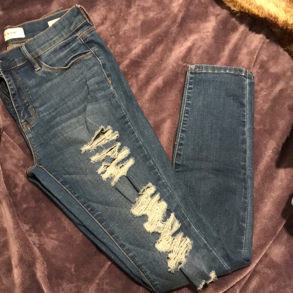 blue ripped jeans - Picture 3 of 3